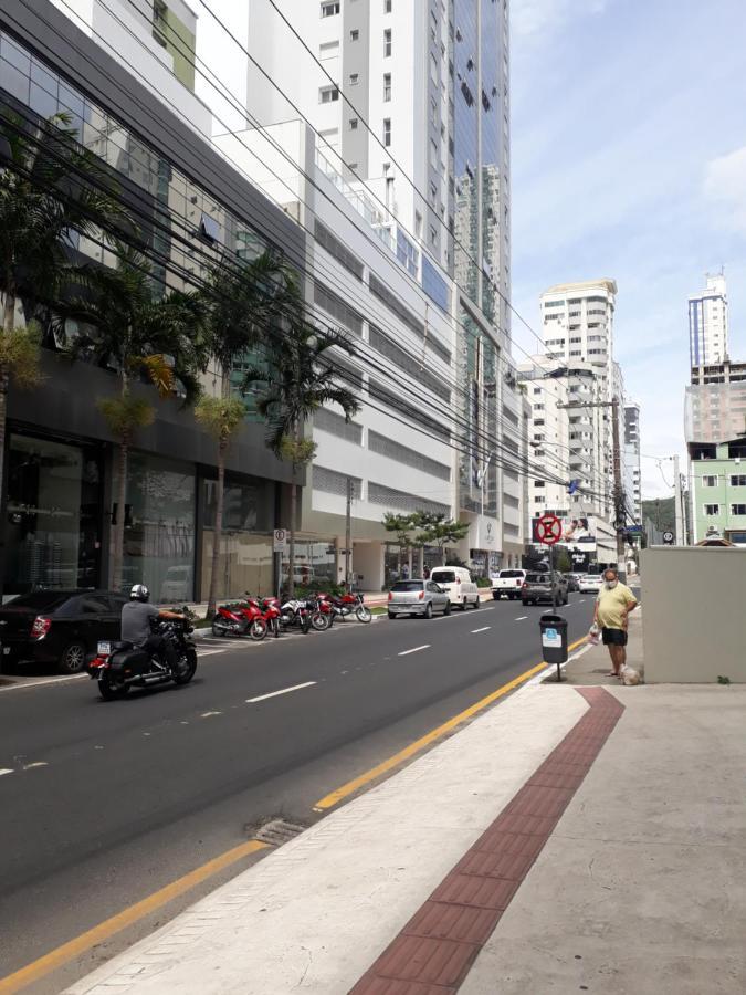 Otimo Apto. 180 Metros Do Mar Balneário Camboriú 外观 照片